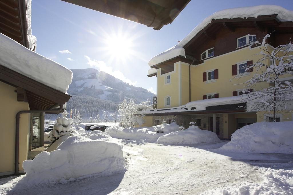Hotel Hubertus Brixen im Thale Esterno foto
