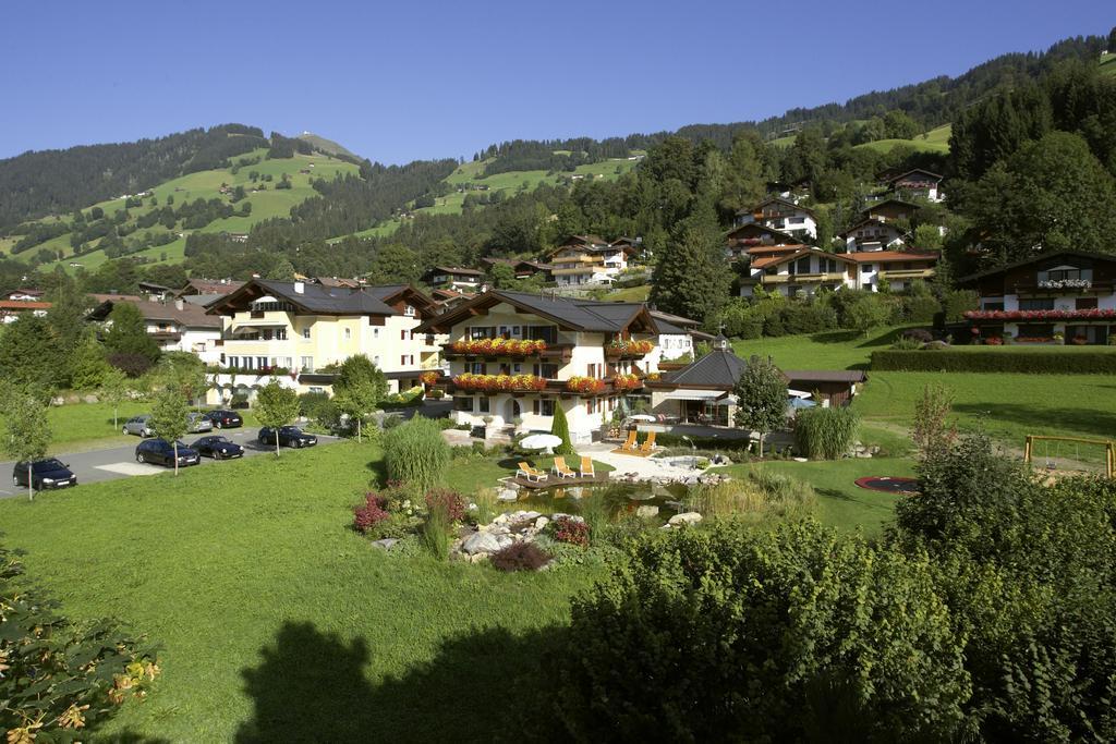 Hotel Hubertus Brixen im Thale Esterno foto